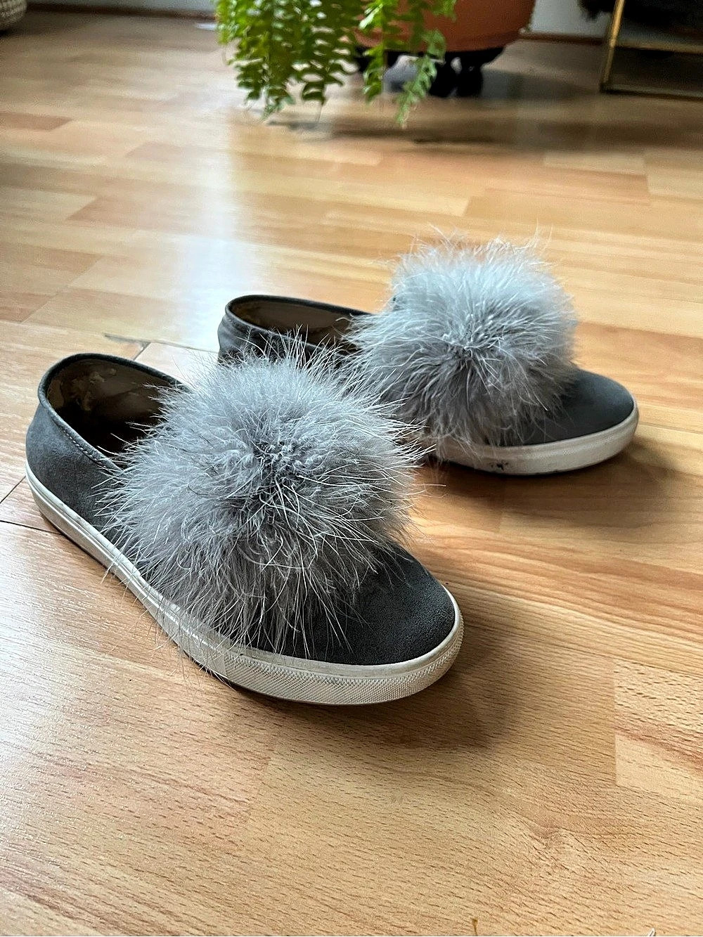 Steve Madden Emily Gray Fur Pom-Pom Slip-On Slippers